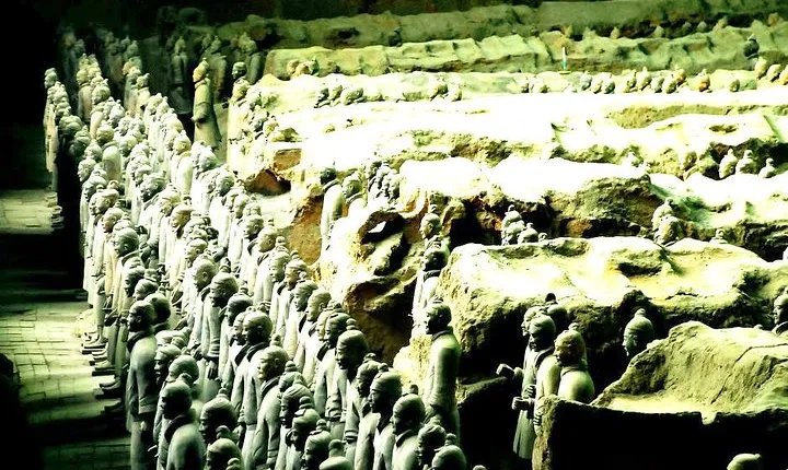 Xi'an Highlights of Terracotta Warriors and Customized Sightseeing