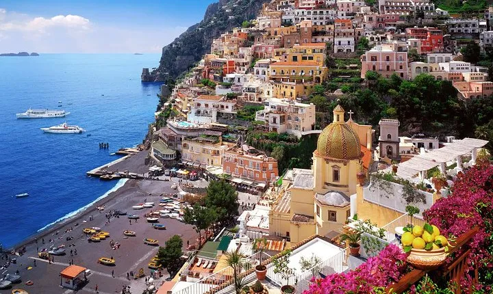 Private Tour to Pompei and Amalfi Coast