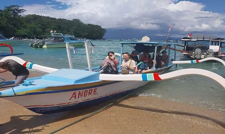 Blue Lagoon Snorkeling with Lunch and Private Transport