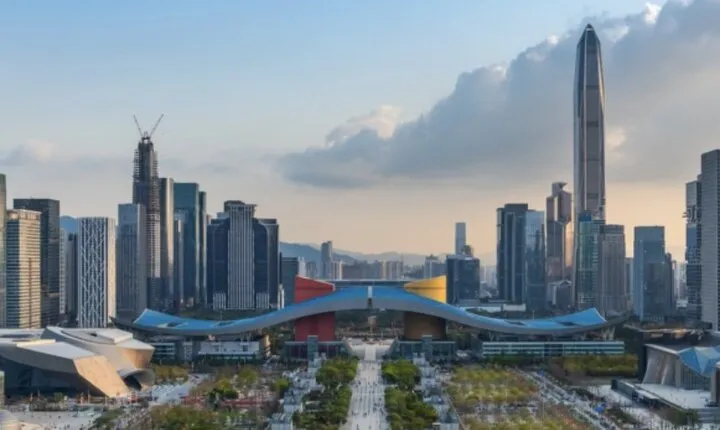 Shenzhen Huaqiangbei Market Tour with Translation