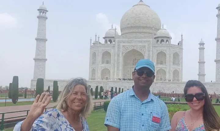 From Delhi: All Inclusive Taj Mahal Day Tour By Superfast Train