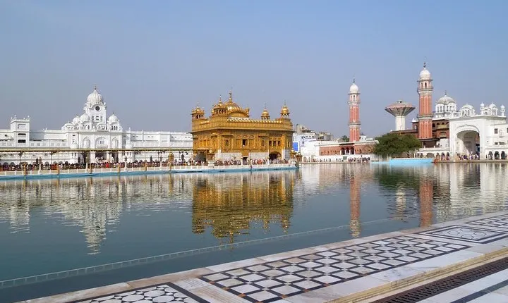 6 Days Private Golden Triangle Tour with Amritsar : Delhi , Agra , Jaipur