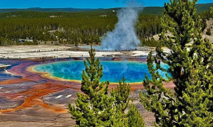 The Grand 3 Days of Private Yellowstone Tours West Yellowstone
