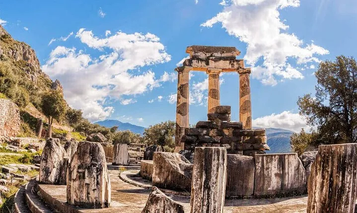 Private Day Trip to Delphi from Athens
