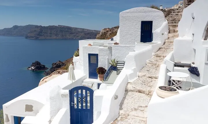 2 Days Trip to Santorini from Athens