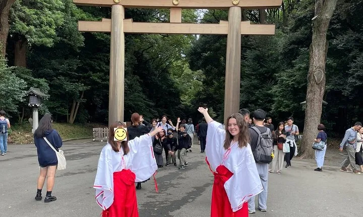 "Enjoy Tokyo Tour" Harajuku Meiji-jingu & Delicious Sake Tasting