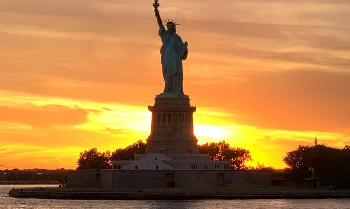 Statue of Liberty Sunset Cruise and New York City Sky Line
