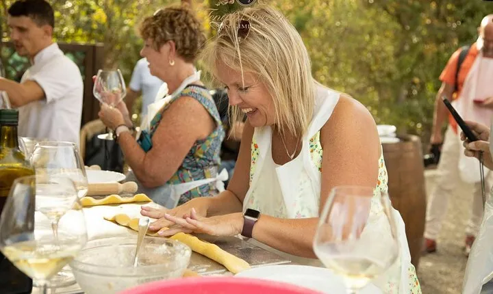Florence Private Cooking Class in San Gimignano and Wine Tasting