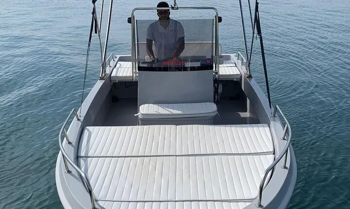 Private excursion to the island of Ischia by Conero 6.6m boat