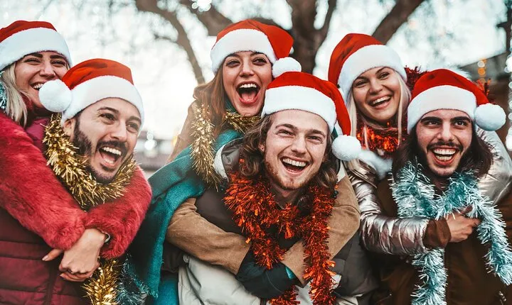 Private Christmas Walking Tour in the Festive of Phoenix 