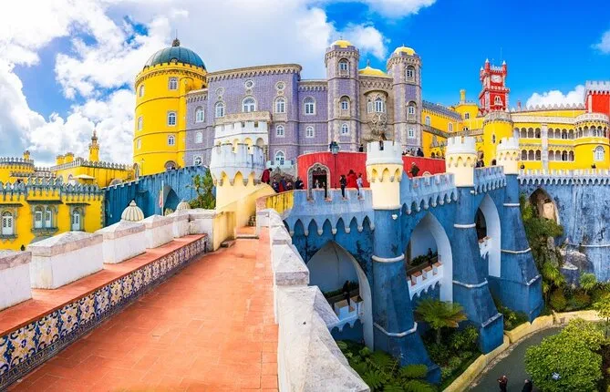 Small-Group Tour of Sintra and Cascais from Lisbon