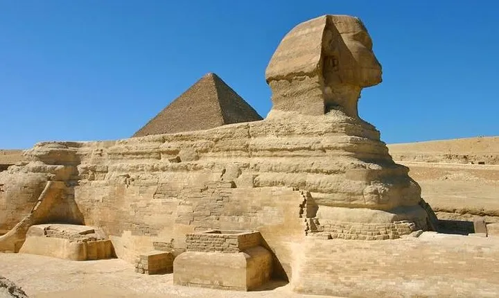 Giza Pyramids And Egyptian Museum Day Tour With Shopping