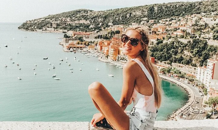 Private Day Trip to Cape Sounio & Temple of Poseidon with Local Expert