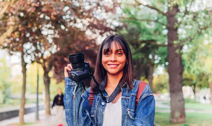 Private Photoshoot Tour in Kuwait City with Photographer