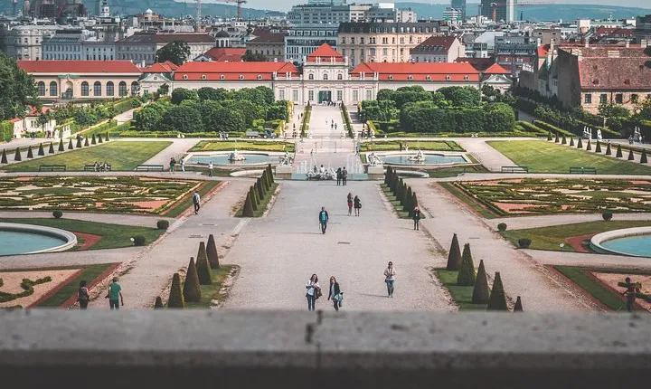 Explore Vienna in 60 minutes with a Local