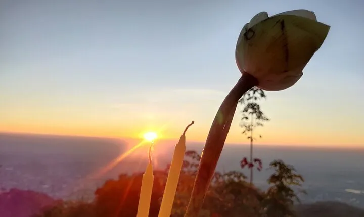 Doi Suthep Temple afternoon tour / Wat Phalat & Monks chanting