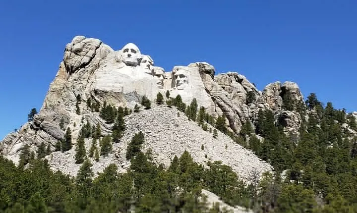 Private Tour of Mount Rushmore, Crazy Horse and Custer State Park