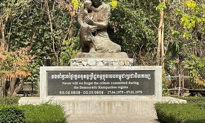 Private Half-Day Killing Fields and Prison S21 Genocidal Museum