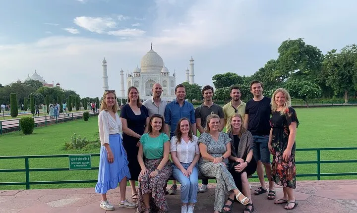 Guided Tour for Taj Mahal and Agra Fort