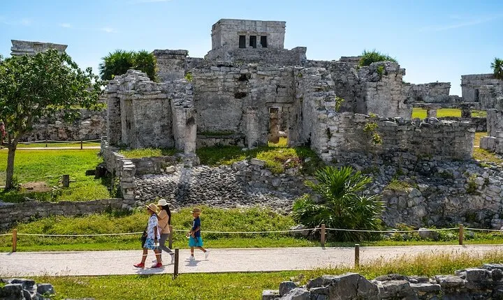 Mayan Explorer | Private Custom Mayan Ruins Tour