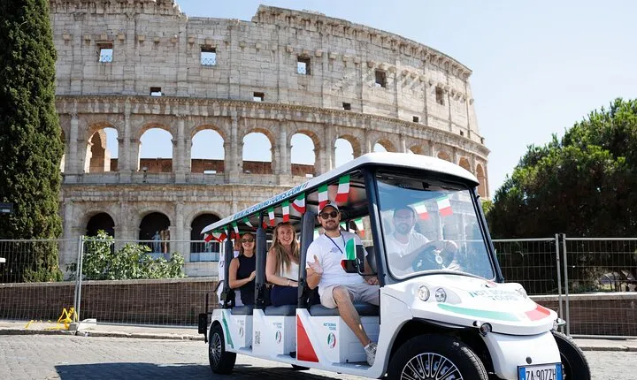 Fun Golf Cart Tour with Music and Gelato in Rome