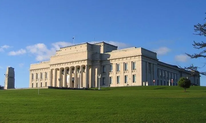 Explore Historic, Present and Future Auckland by Foot and Tesla