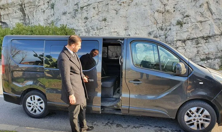 private transfer from / to Rome city / airport from / to Sorrento, Positano, Amalfi