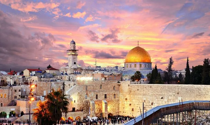 Discover the Holy City of Jerusalem on a full-day private tour