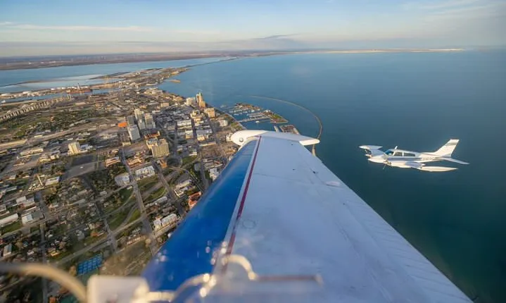 Discovery Flight From Corpus Christi to San Antonio for a Meal