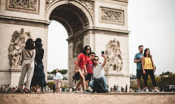 Unforgettable Paris Customized Private Walking Tour