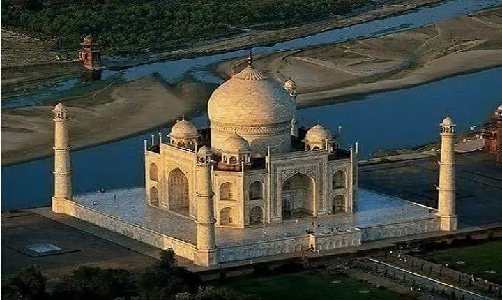 Same Day Taj Mahal Tour by AC Private Cab from Noida