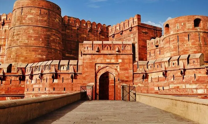 4 - Days: Golden Triangle from Mumbai by Air Flight