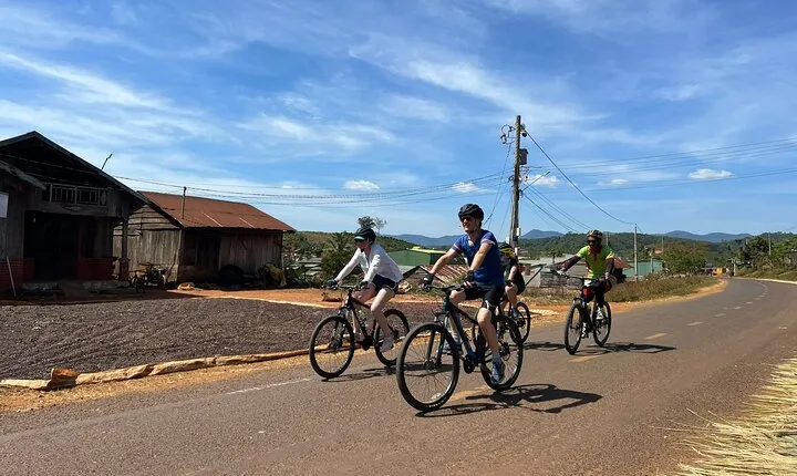 Cycling From Dalat to Mui Ne
