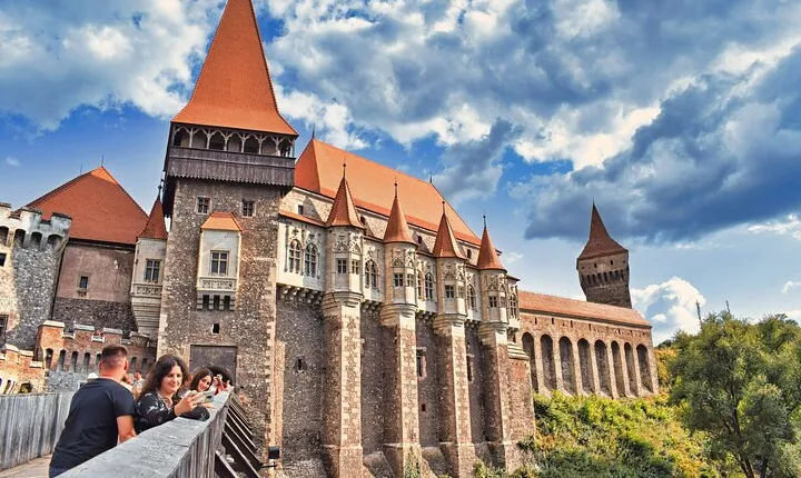Corvin Castle & Sibiu Fortified City (1 day, from Cluj)