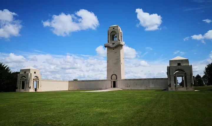 Sir John Monash Centre in the Somme from Paris aboard a Van (4/7 pax)