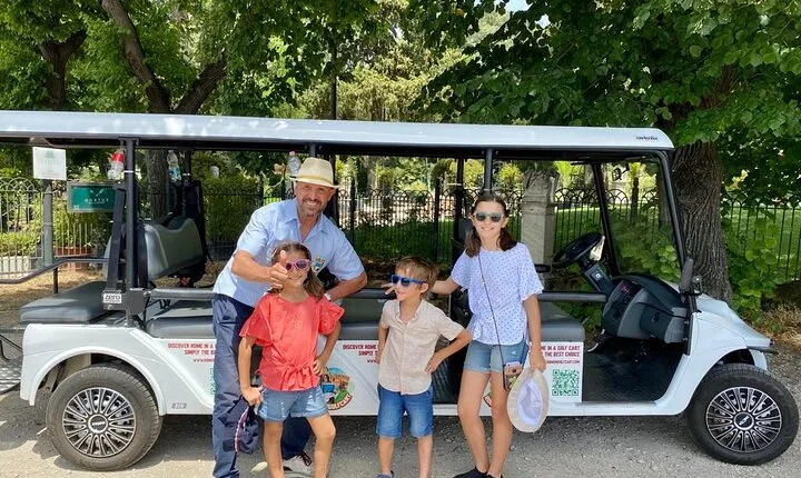 Rome: Fun Private & Group Tour in Golf Cart 1.5 hours