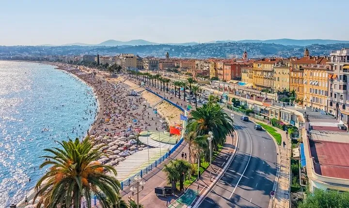 Walking Tour of Nice: Scenic and Historic Highlights