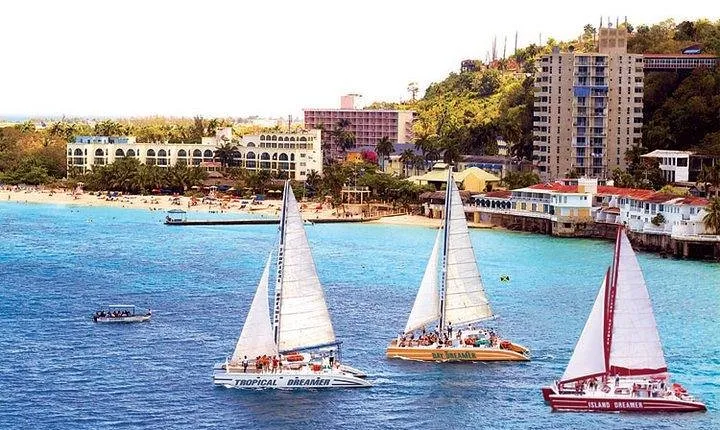 Dreamer Catamaran Montego Bay Cruise to Negril from Falmouth