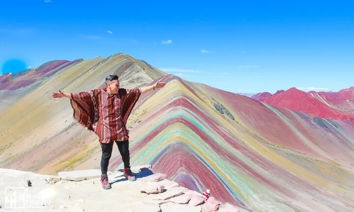 3 Day Sacred Valley - Machupicchu and Rainbow Mountain Tour