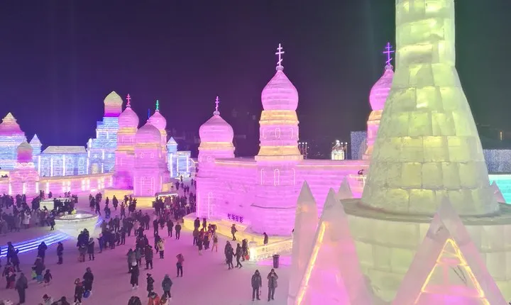 Full Day Private Tour to Harbin Ice and Snow Festival