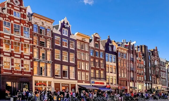 In Private Walking Tour Discover Cheese museum in Alkmaar - Amsterdam