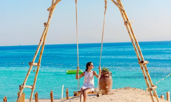 Private Speedboat to Hula Hula Island & Snorkelling - Hurghada 