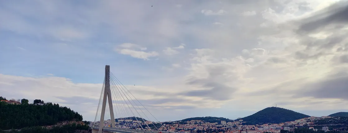Panoramic views of Dubrovnik with Srd hill