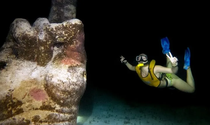 Private Night Snorkeling and Bioluminescence in Punta Sam