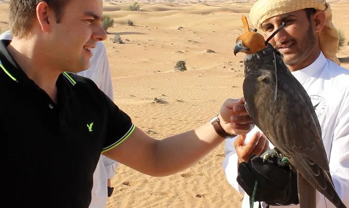 Falcon 1—Private Dubai Falconry Safari
