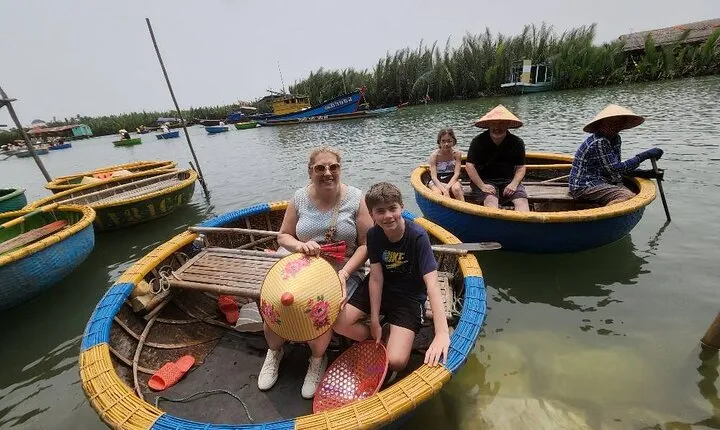 Bamboo Basket Boat Ride &Hoi An Ancient City Walking Private Tour