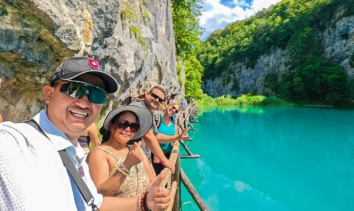 Plitvice & Rastoke guided tour w/ticket from Zagreb (8pax) EN/ES