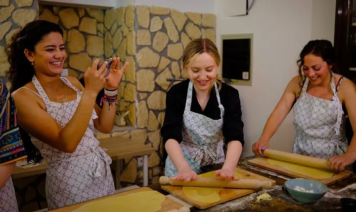 Cooking Class: Pasta & Tiramisu with a Private Italian Chef
