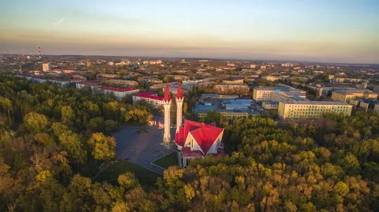 Family walking tour in Ufa