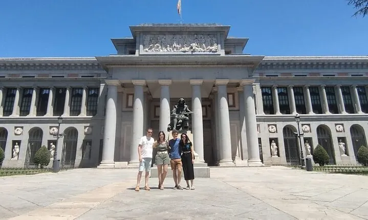Tour 'Best of Prado Museum' (Skip the line ticket. 7 people max.)